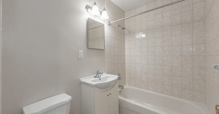 2Q-3030 Prospect Street, Burlington, ON, L7N 2P5 - 7