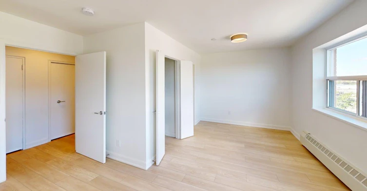 7P-3030 Prospect Street, Burlington, ON, L7N 2P5 - 7
