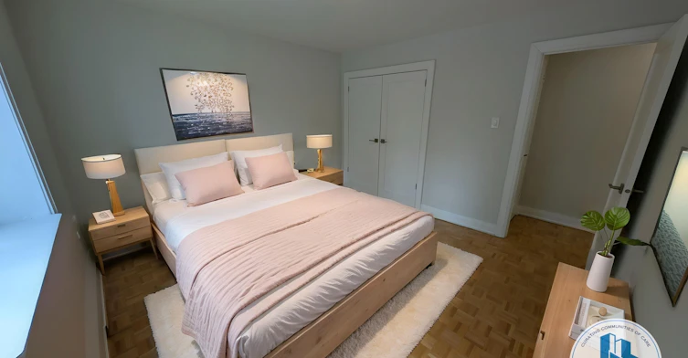 407-15 Brookland Avenue, Aurora, ON, L4G 2H7