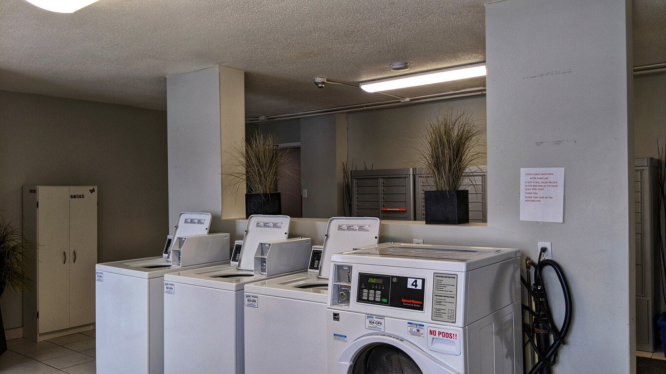 407-15 Brookland Avenue, Aurora, ON, L4G 2H7 - 4