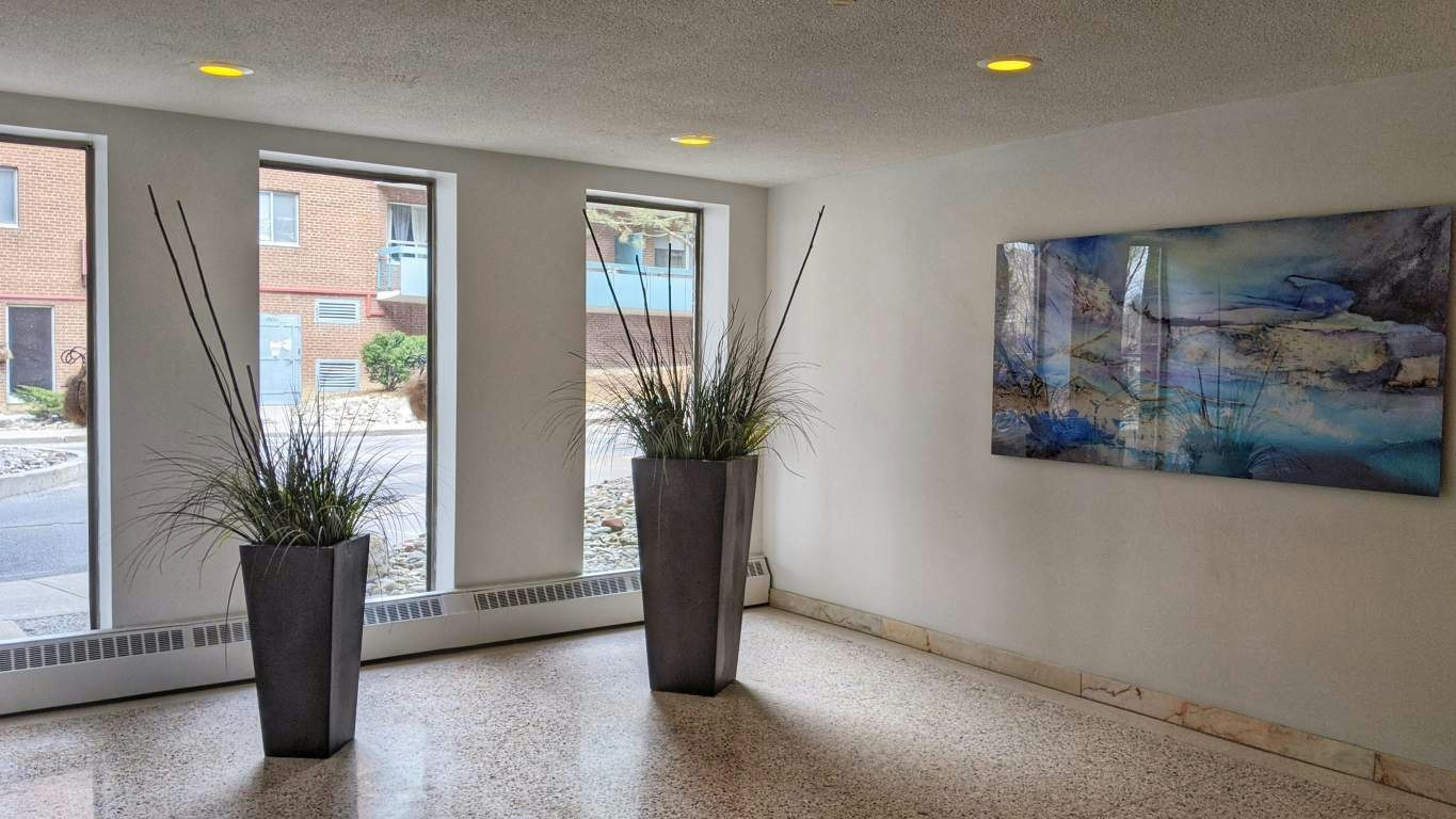 202-216 Essex Avenue, Richmond Hill, ON, L4C 2B9 - 5