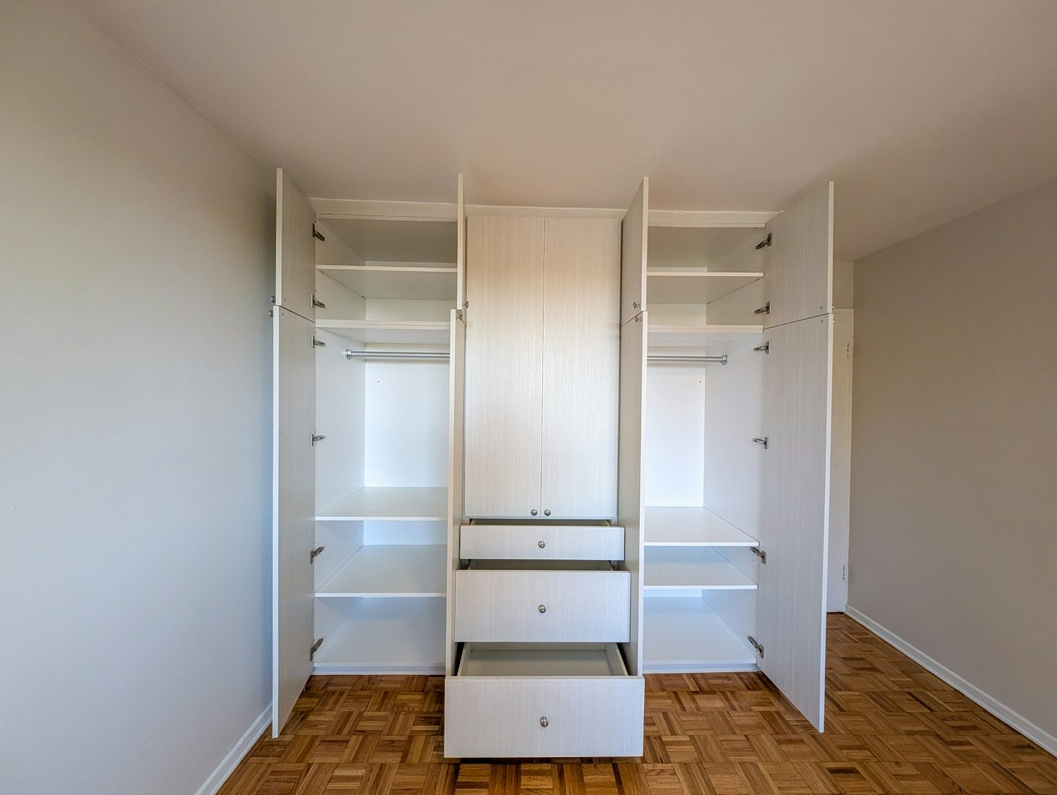 202-216 Essex Avenue, Richmond Hill, ON, L4C 2B9 - 8