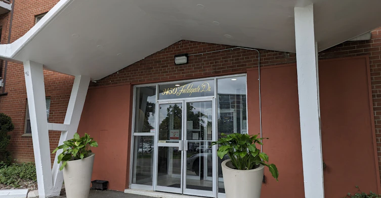 204-3450 Fieldgate Drive, Mississauga, ON, L4X 2J5 - 2