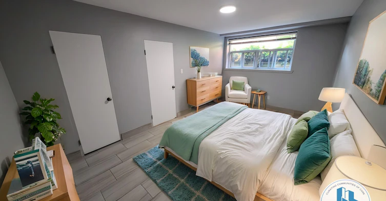 1-319 The Kingsway, Toronto, ON, M9A 3V3 - 2