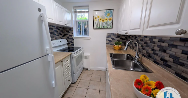 1-319 The Kingsway, Toronto, ON, M9A 3V3 - 6