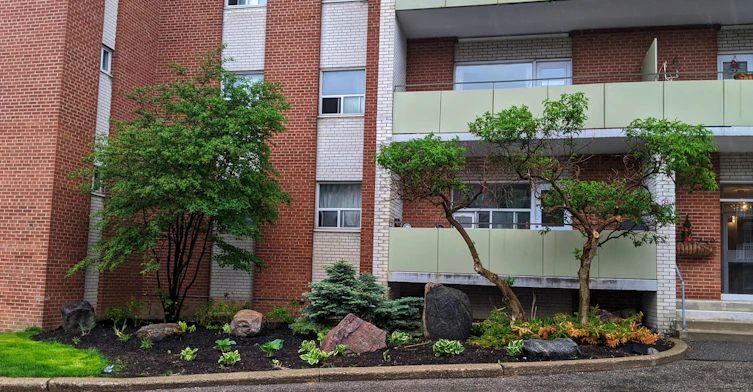 504-60 Laverock Avenue, Richmond Hill, ON, L4C 4J6 - 3