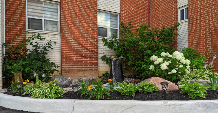 504-60 Laverock Avenue, Richmond Hill, ON, L4C 4J6 - 2