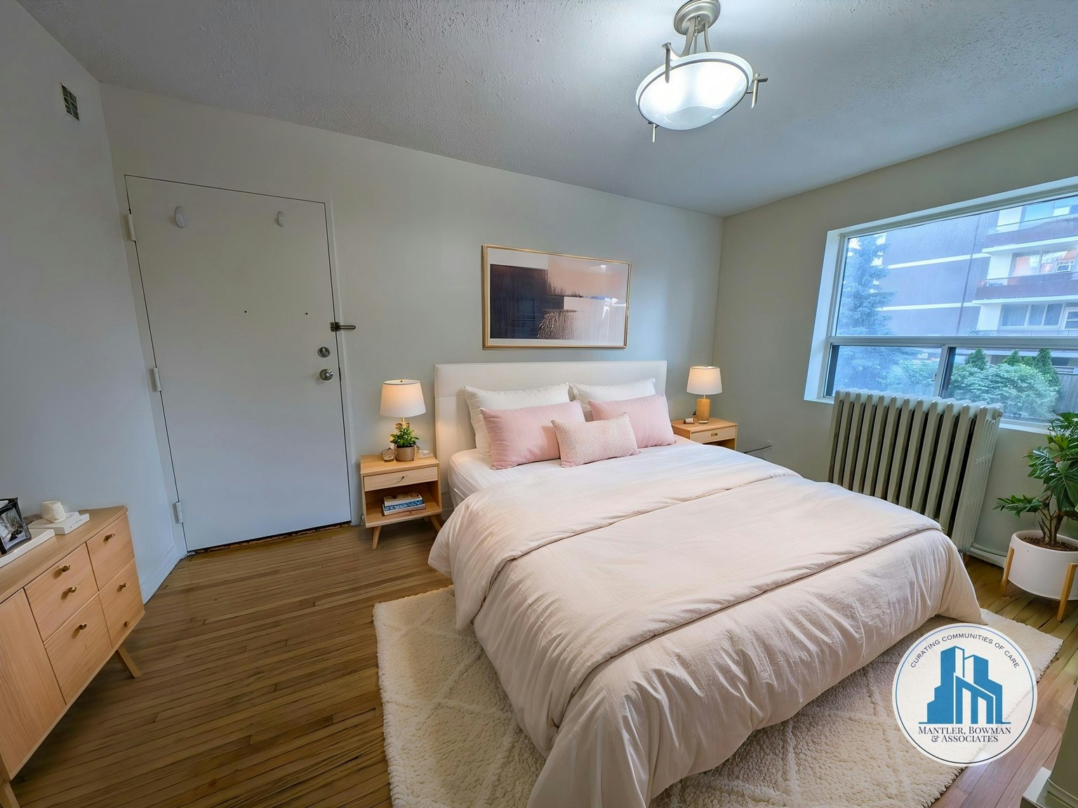 5-22 Robina Avenue, Toronto, ON, M6C 3Y6 - 4