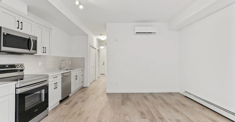55 Lucas Way Northwest, Calgary, AB, T3P 2C7 - 2