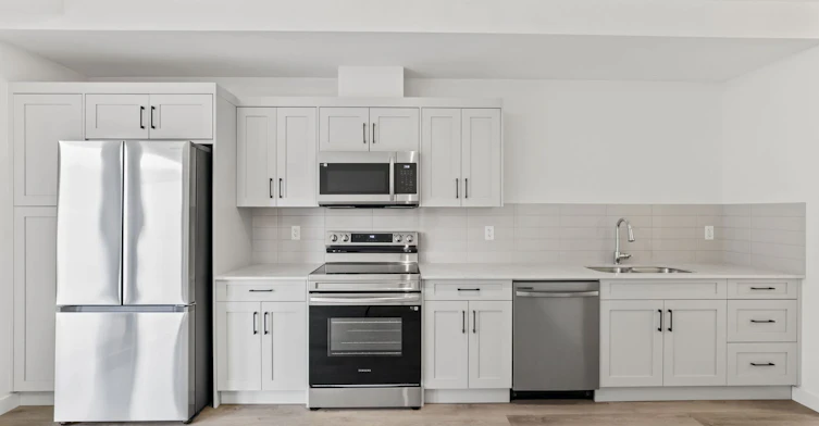 55 Lucas Way Northwest, Calgary, AB, T3P 2C7