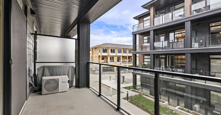 55 Lucas Way Northwest, Calgary, AB, T3P 2C7 - 9