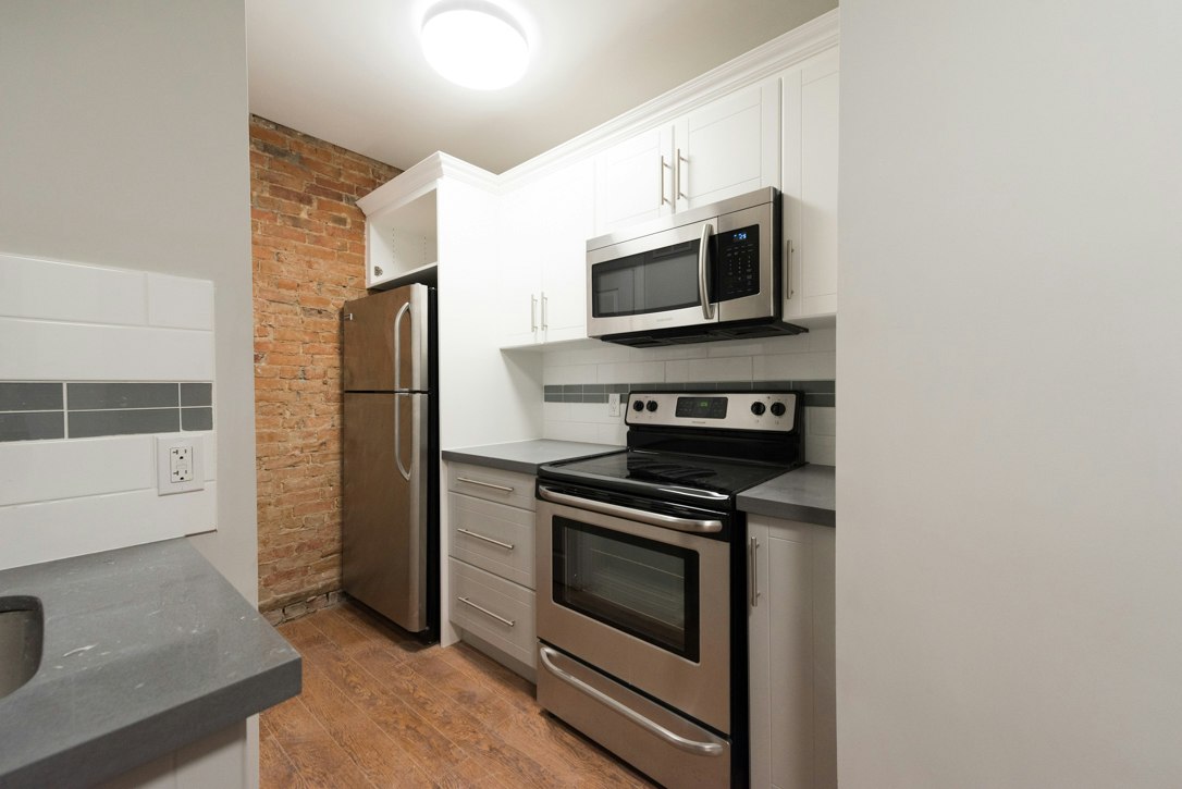 10-239 St Paul Street, St. Catharines, ON, L2R 3M6 - 4