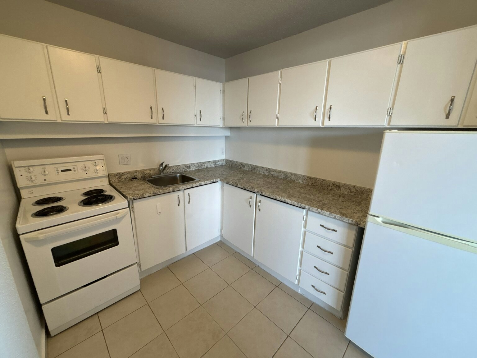 0208-36 Abbey Road, Halifax, NS, B3P 2M6 - 13