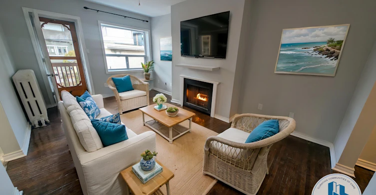23-2150 Queen Street East, Toronto, ON, M4E 1E4