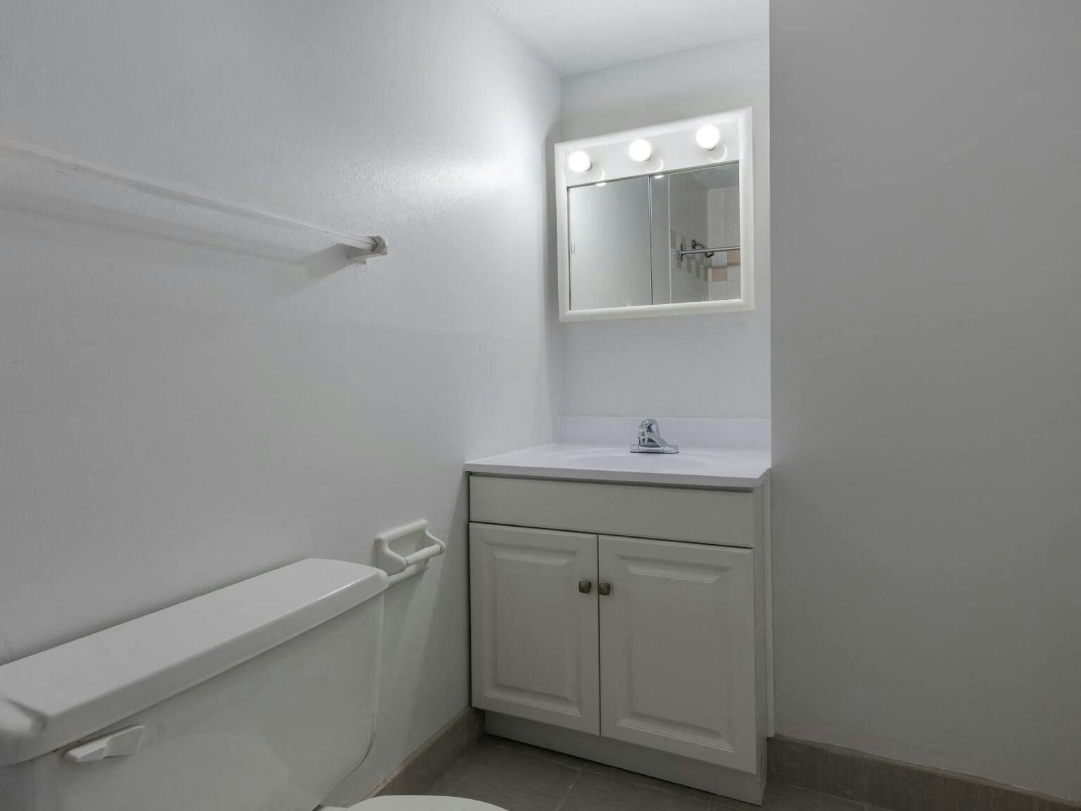 0728-5415 Victoria Road, Halifax, NS, B3H 4K5 - 12