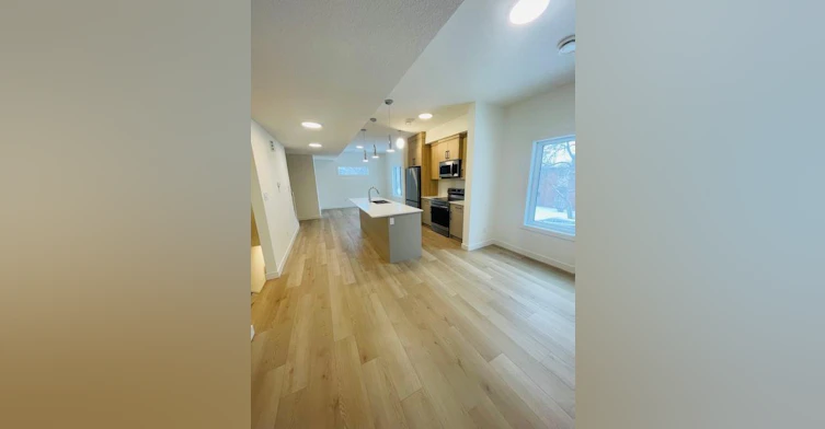 10831-10831 112 Street Northwest, Edmonton, AB, T5H 3H4 - 6