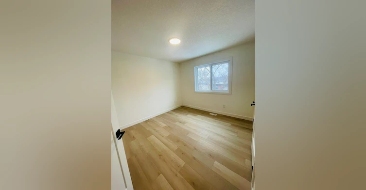 10831-10831 112 Street Northwest, Edmonton, AB, T5H 3H4 - 17
