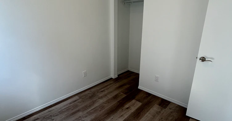 12030 - G-12032 54th Street Northwest, Edmonton, AB, T5W 3N3 - 14