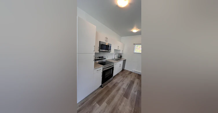 12032 54th Street Northwest, Edmonton, AB, T5W 3N3 - 11