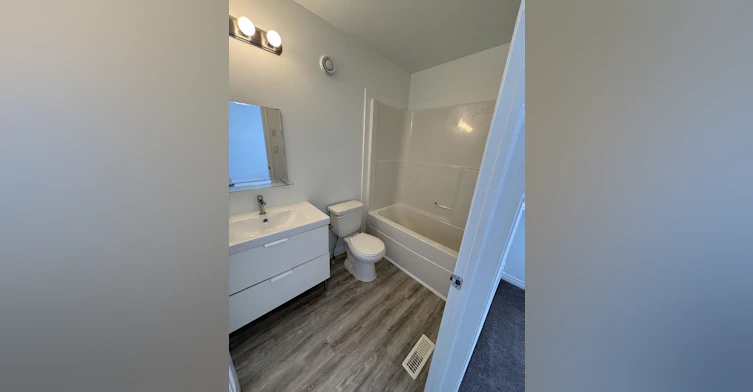 10509-12148 105 Street, Edmonton, AB, T5G 2N8 - 10