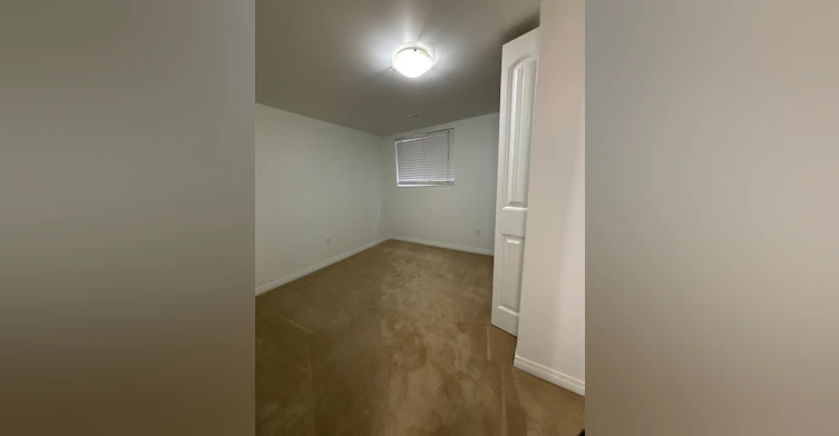 11208 51 Street Northwest, Edmonton, AB, T5W 3E8 - 5