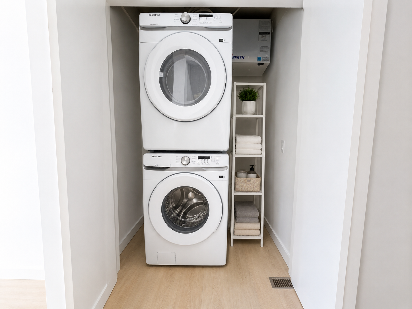 226B-250 Shawnee Boulevard Southwest, Calgary, AB, T2Y 1V8