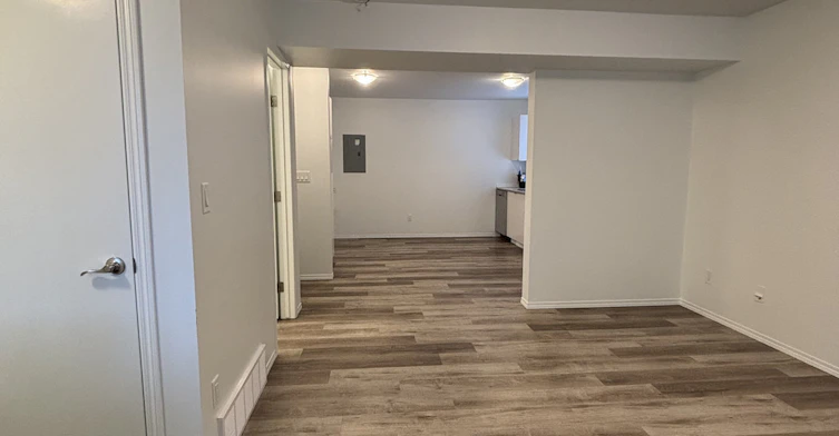 Main-11358 53 Street Northwest, Edmonton, AB, T5W 3K9 - 7