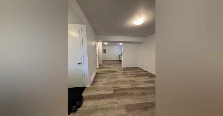 11358 Main -11358 53 Street Northwest, Edmonton, AB, T5W 3K9 - 4