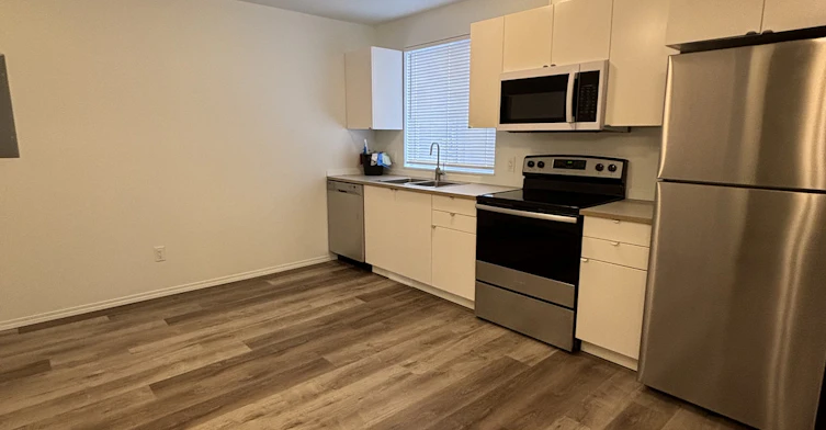 11358 53 Street Northwest, Edmonton, AB, T5W 3K9 - 2