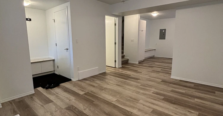 11358 53 Street Northwest, Edmonton, AB, T5W 3K9 - 3