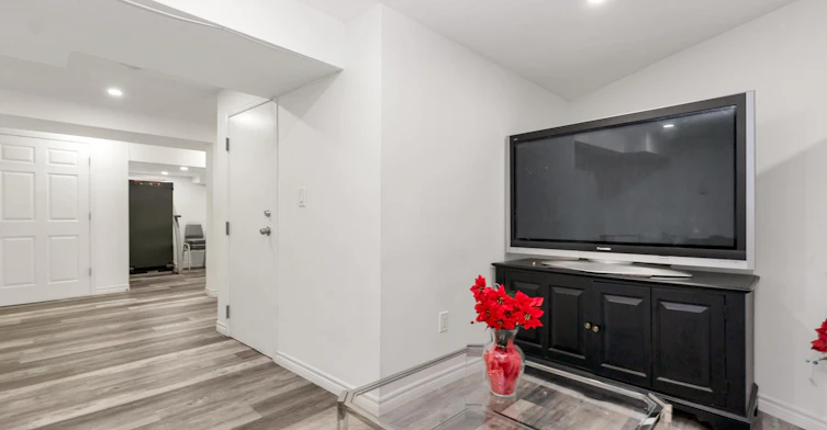 132 Castlehill Rd. Lower-Level-132 Castlehill Road, Brampton, ON, L6X 4C2 - 10
