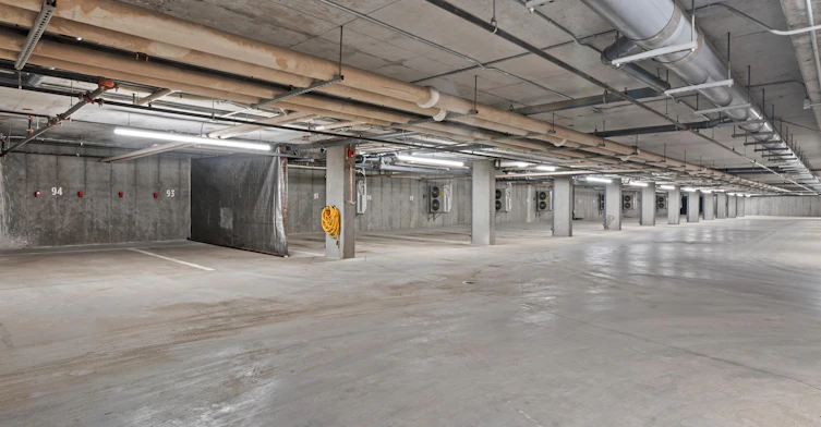 TH 3-12825 115 Avenue Northwest, Edmonton, AB, T5M 2X8 - 98