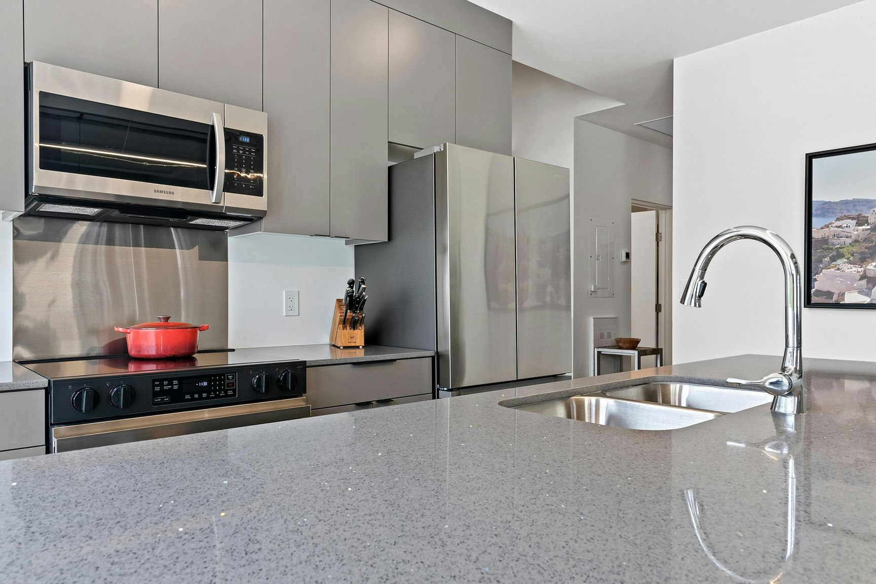 X16-12825 115 Avenue Northwest, Edmonton, AB, T5M 2X8 - 65