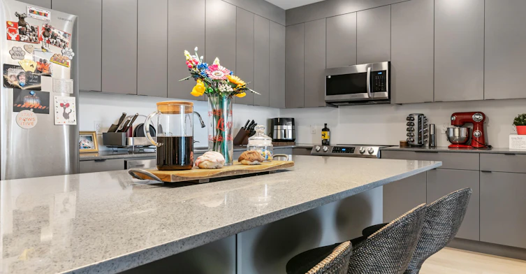 X22-12825 115 Avenue Northwest, Edmonton, AB, T5M 2X8 - 45