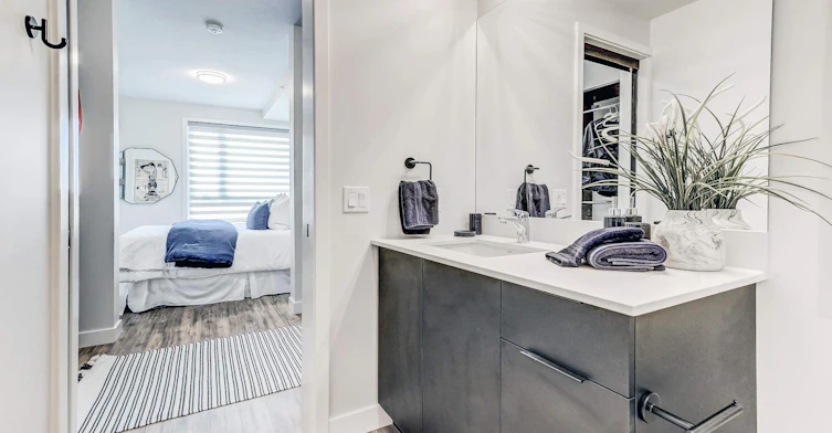 4135 University Avenue Northwest, Calgary, AB, T3B 6K8 - 14