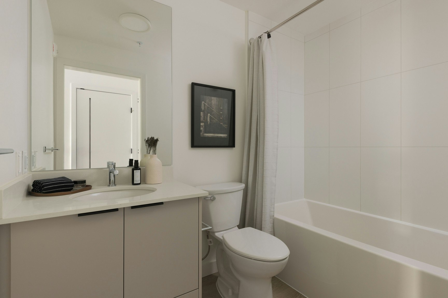 807 East 33rd Avenue, Vancouver, BC, V5V 3A4 - 9