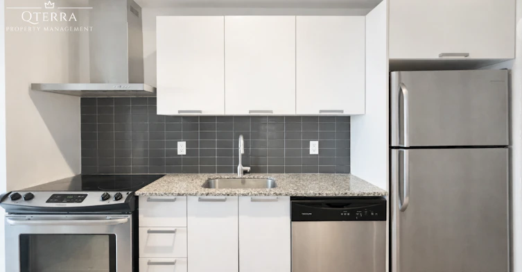 504-650 King Street West, Toronto, ON, M5V 0H6 - 5