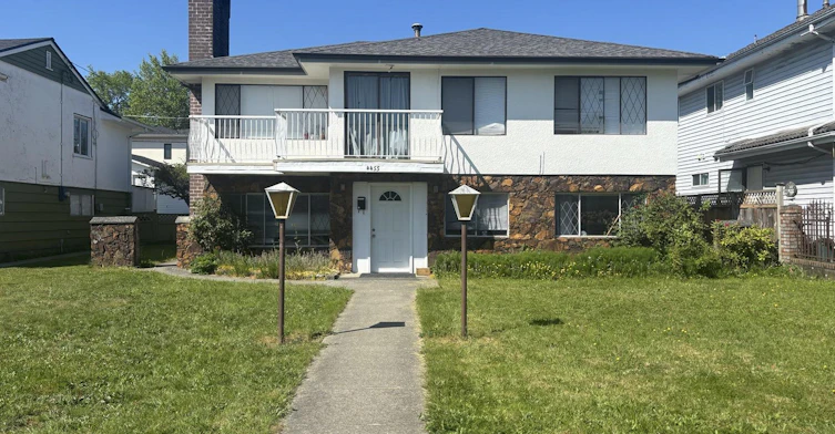 Garden-4455 Napier Street, Burnaby, BC, V5C 3H2