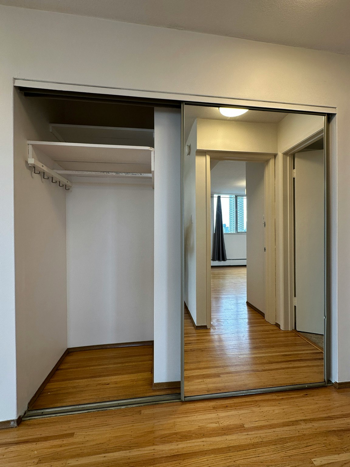 1100 Jervis Street, Vancouver, BC, V6E 2C4 - 11