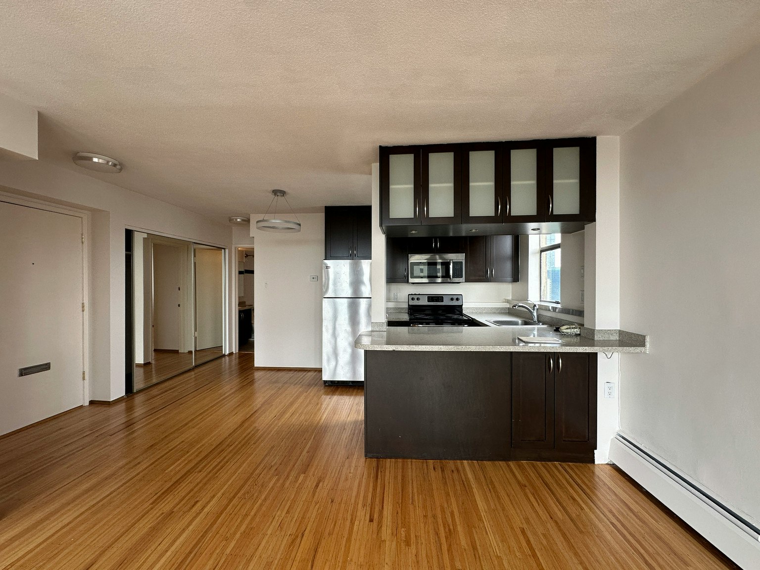 1100 Jervis Street, Vancouver, BC, V6E 2C4 - 7