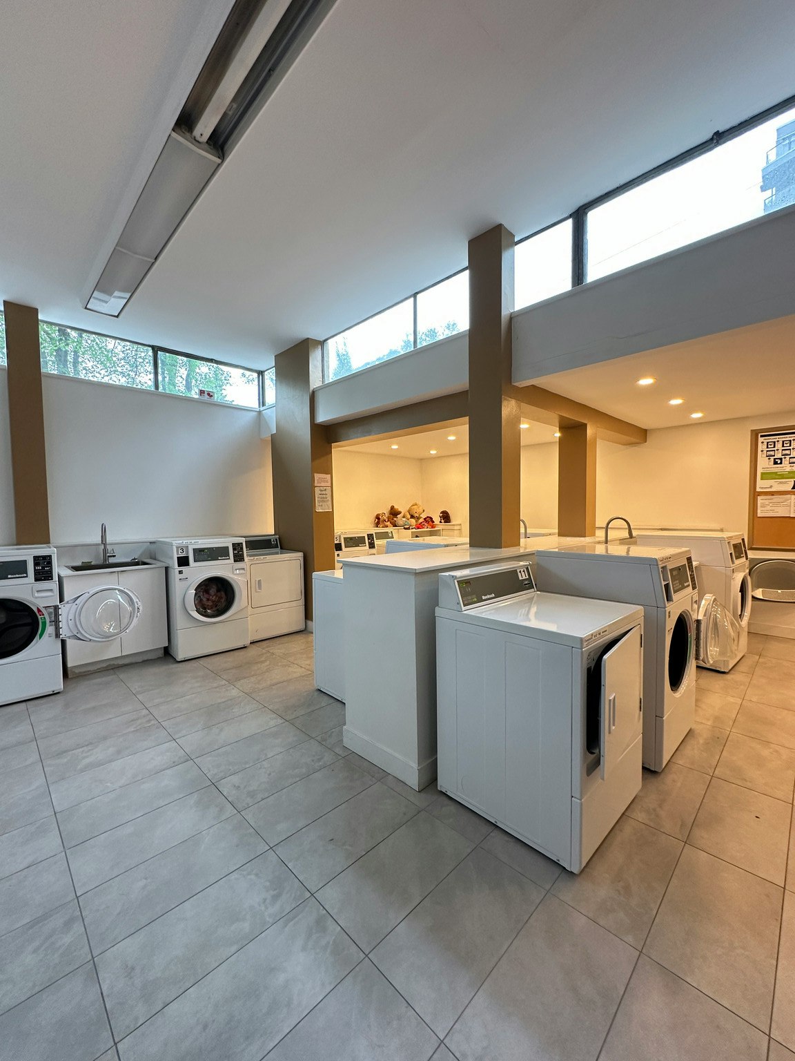 1100 Jervis Street, Vancouver, BC, V6E 2C4 - 22