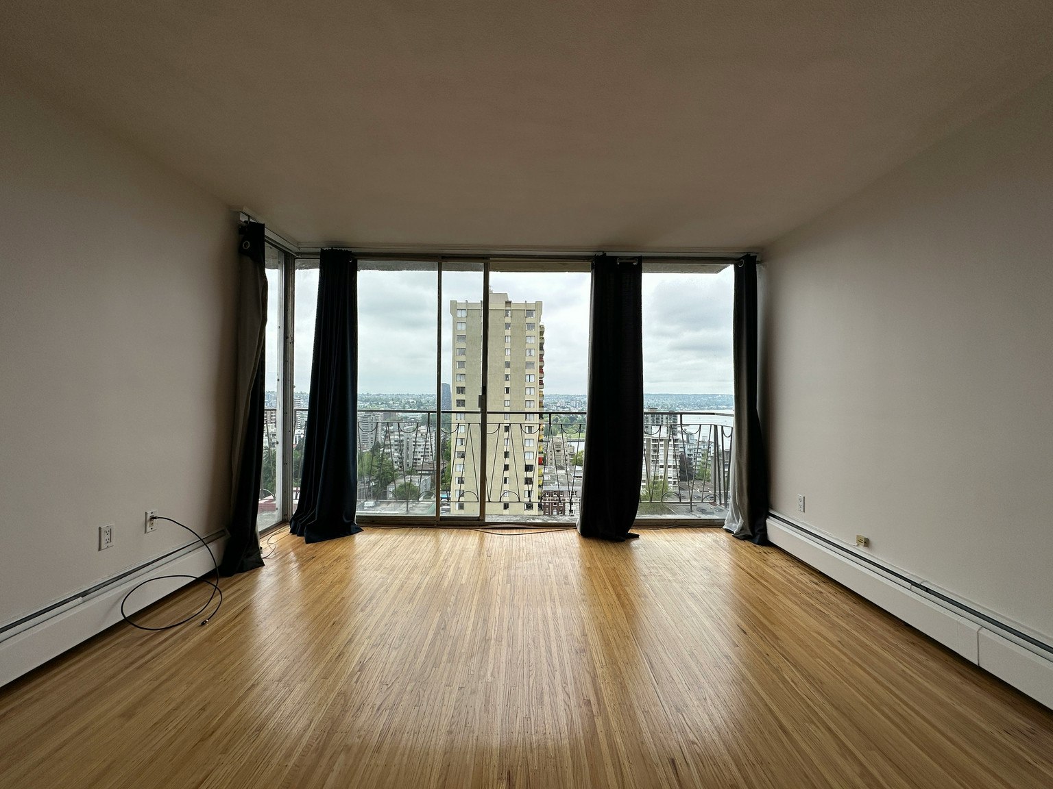 1100 Jervis Street, Vancouver, BC, V6E 2C4 - 8