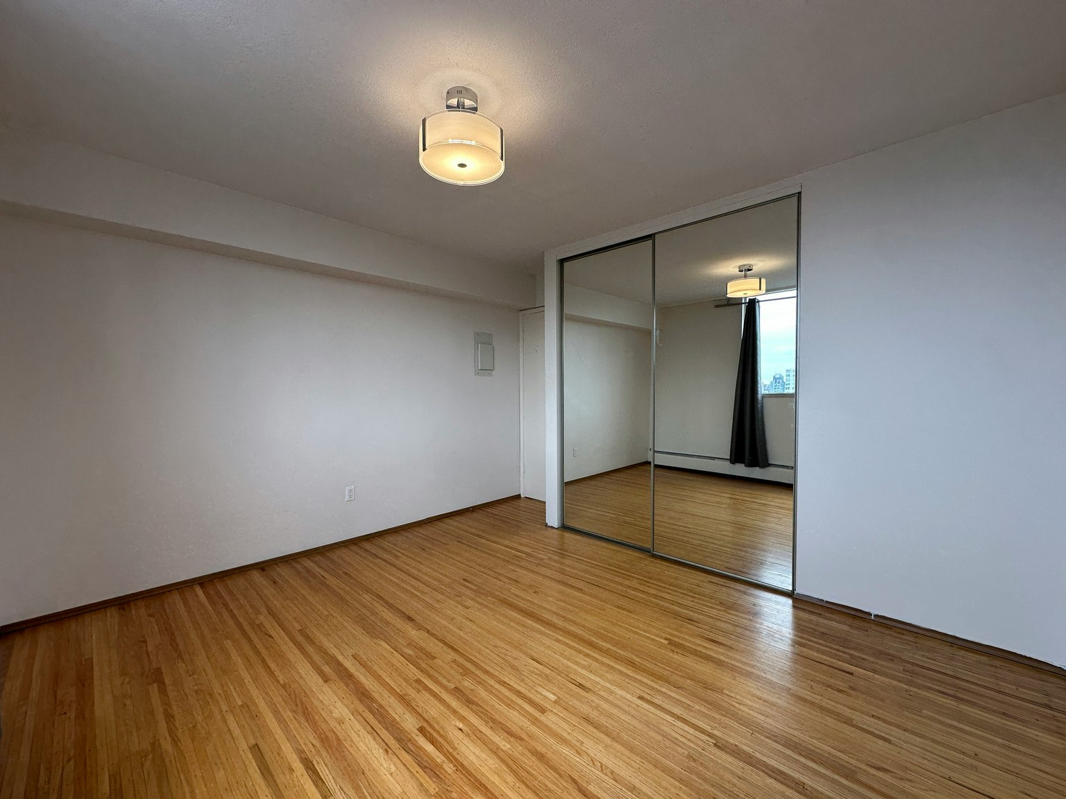 1100 Jervis Street, Vancouver, BC, V6E 2C4 - 17