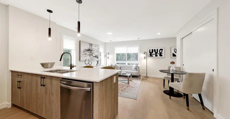 310-3408 37 Street Southwest, Calgary, AB, T3E 3C1 - 4