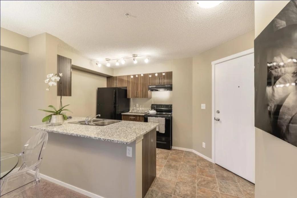 0-3011 James Mowatt Trail Southwest, Edmonton, AB, T6W 3P3