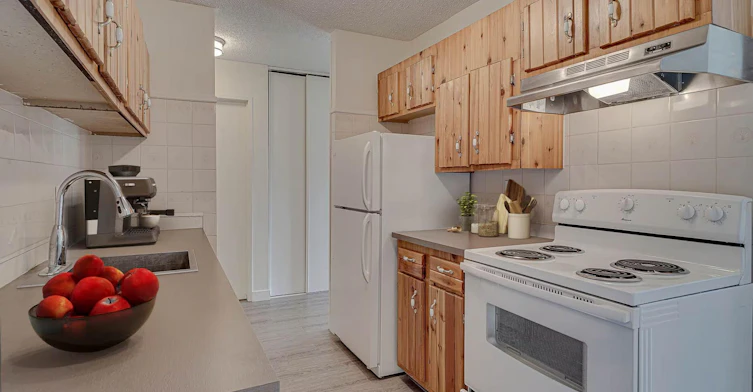 180 Pinehouse Drive, Saskatoon, SK, S7K 4T4 - 4