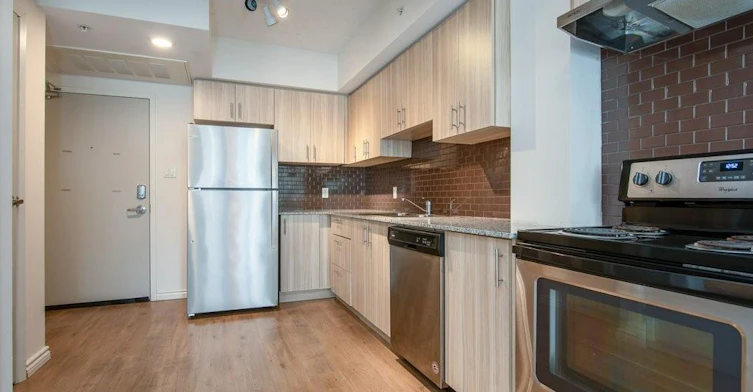 G202-275 Larch Street, Waterloo, ON, N2L 0J5 - 5
