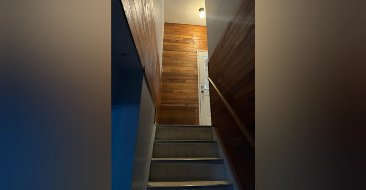 8 Castleglen Crescent Northeast, Calgary, AB, T3J 1N3 - 3