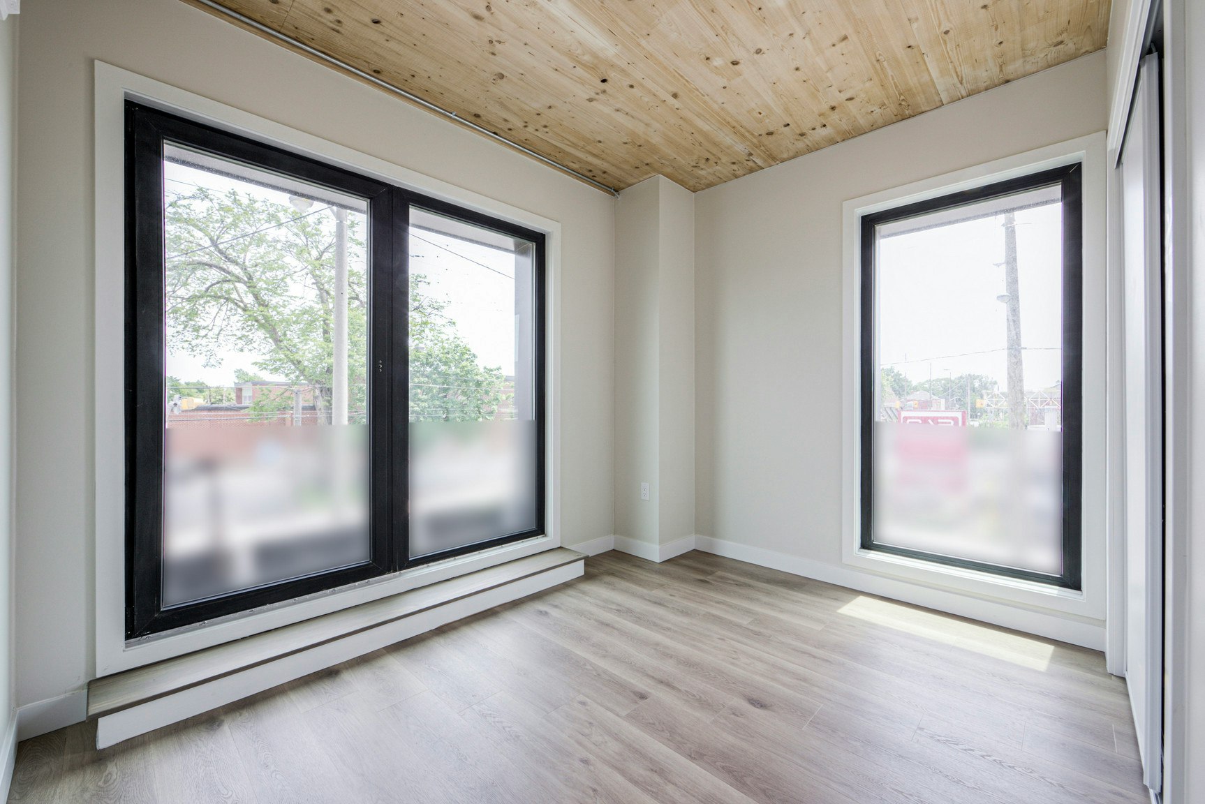 230 Royal York Road, Toronto, ON, M8V 2V8 - 25