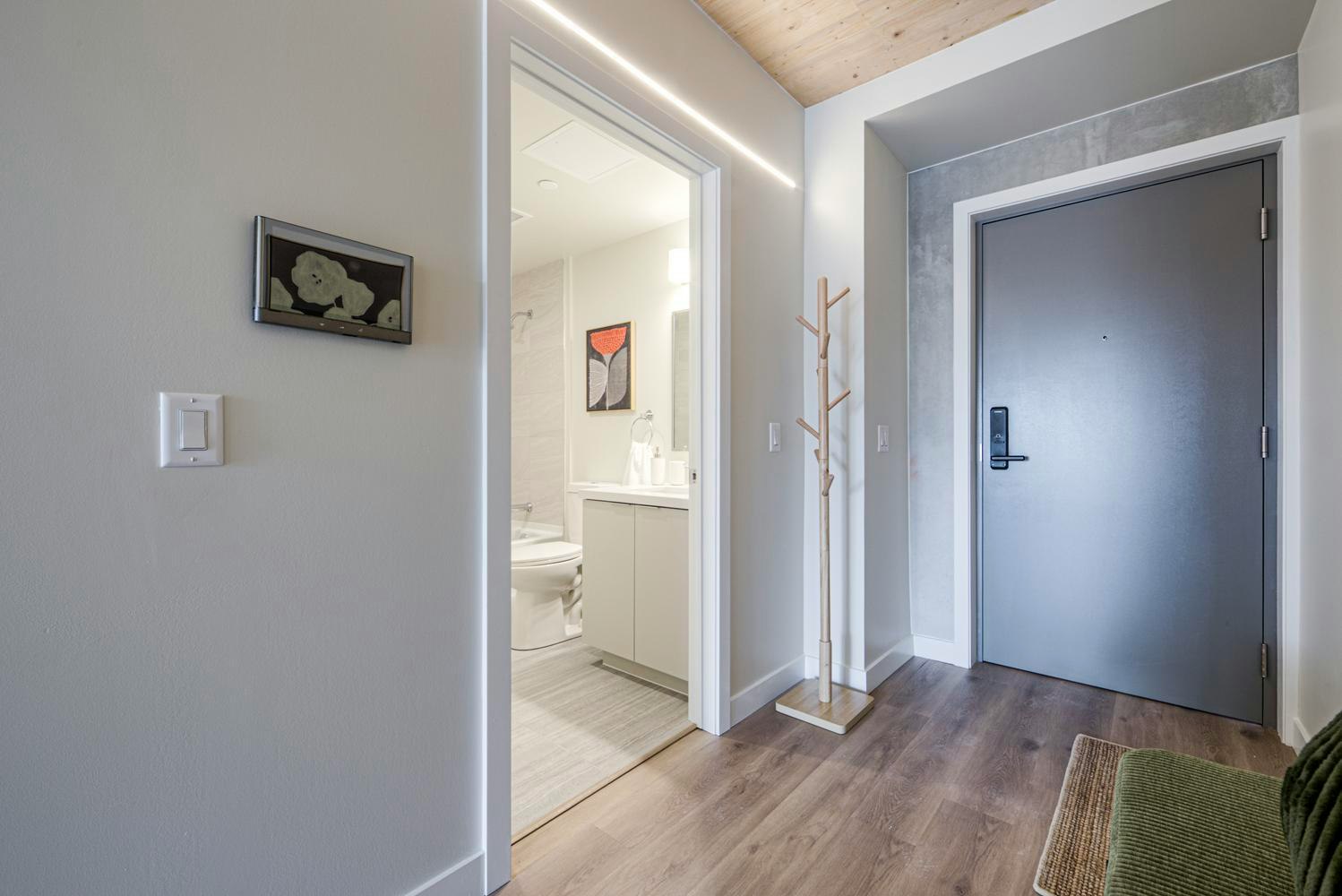 230 Royal York Road, Toronto, ON, M8V 2V8 - 8